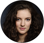Photo portrait Claire Cénac MACSF